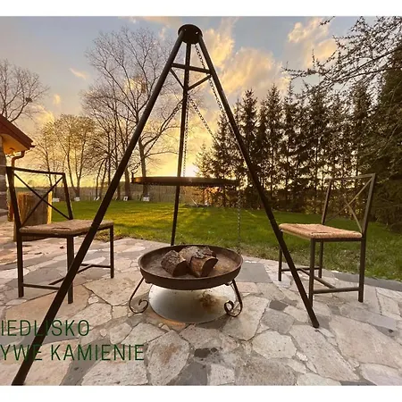 Pensión Siedlisko Zywe Kamienie Naguszewo